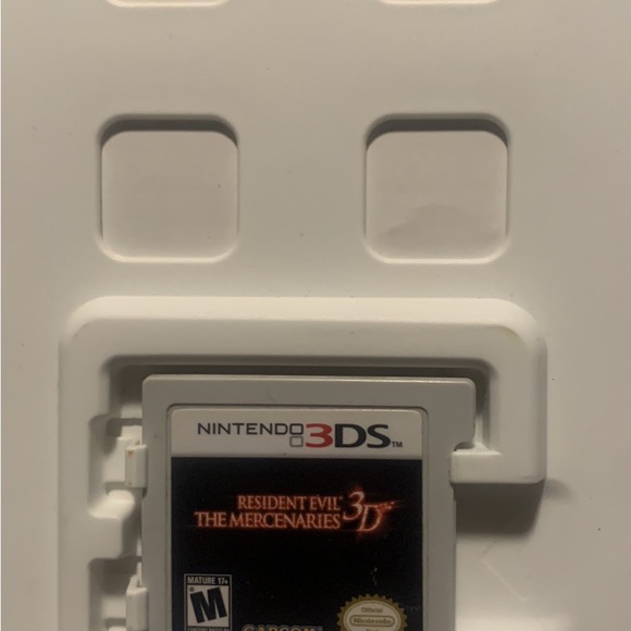 Resident Evil The Mercernaries - Picture 3 of 3